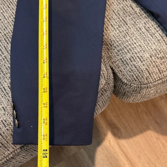 Oscar de la Renta Midnight Blue Blazer - Picture 9 of 11